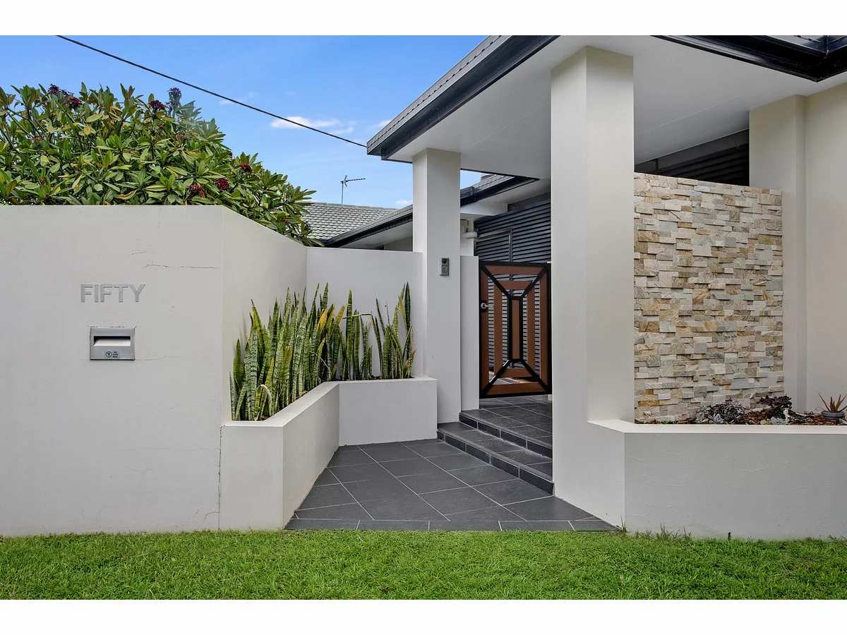 Additional image 20 of 50 Merrimac Boulevard, Broadbeach Waters QLD 4218