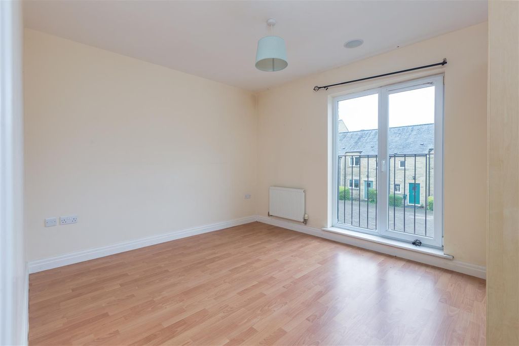 Additional image 2 of 2 bed flat for saleStrands Farm Court, Hornby, Lancaster LA2
