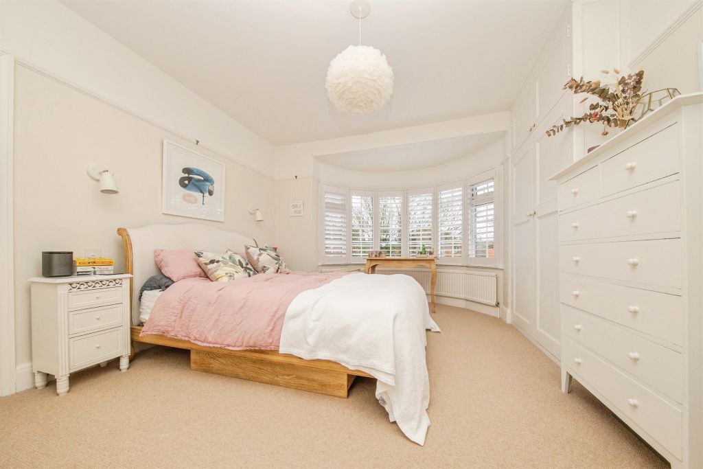 Additional image 12 of 4 bed detached house for saleIpswich Road, Holbrook, Ipswich IP9