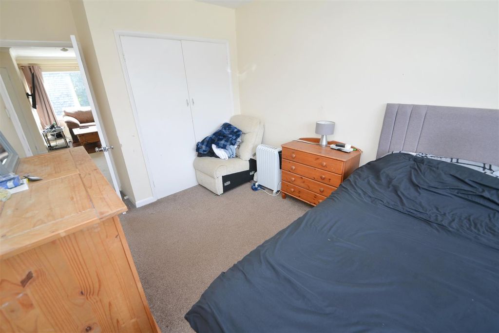 Additional image 8 of 2 bed flat for saleMilford Street, Saundersfoot SA69