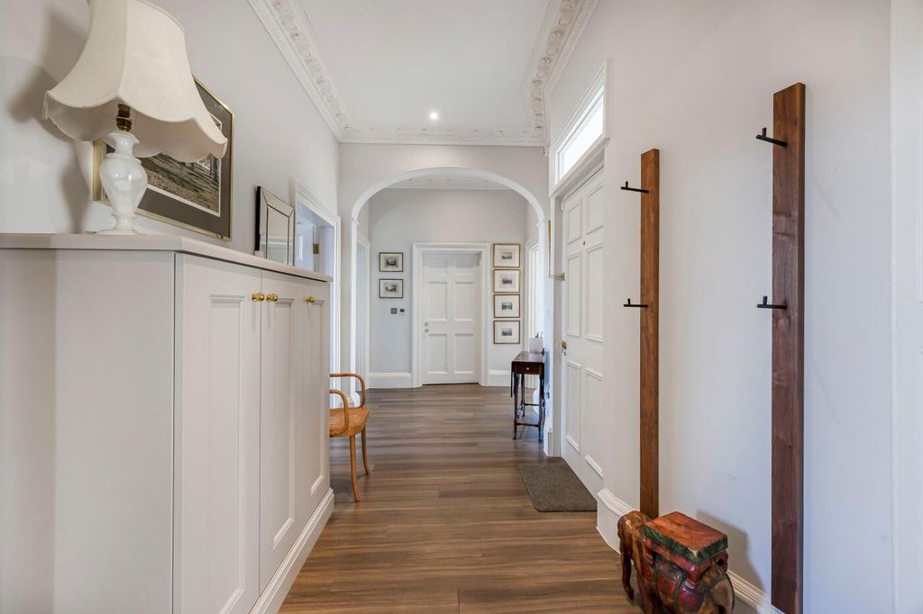 Additional image 8 of 4 bed flat for saleNorthfield End, Henley-On-Thames, Oxfordshire RG9