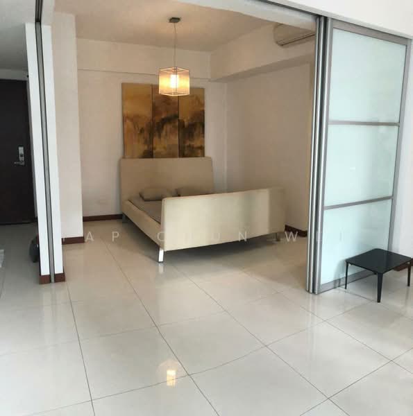 6 Marina Boulevard photo 2