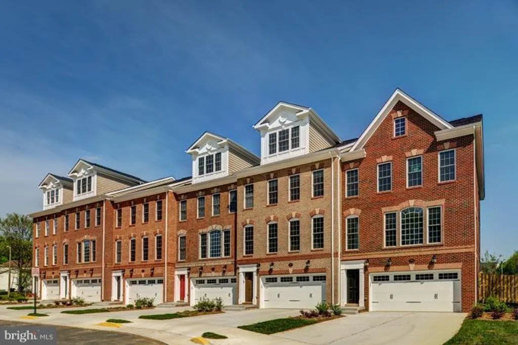 7901 Carbondale Way, Springfield, VA 22153