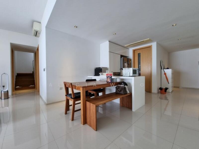 33 Elliot Road photo 2