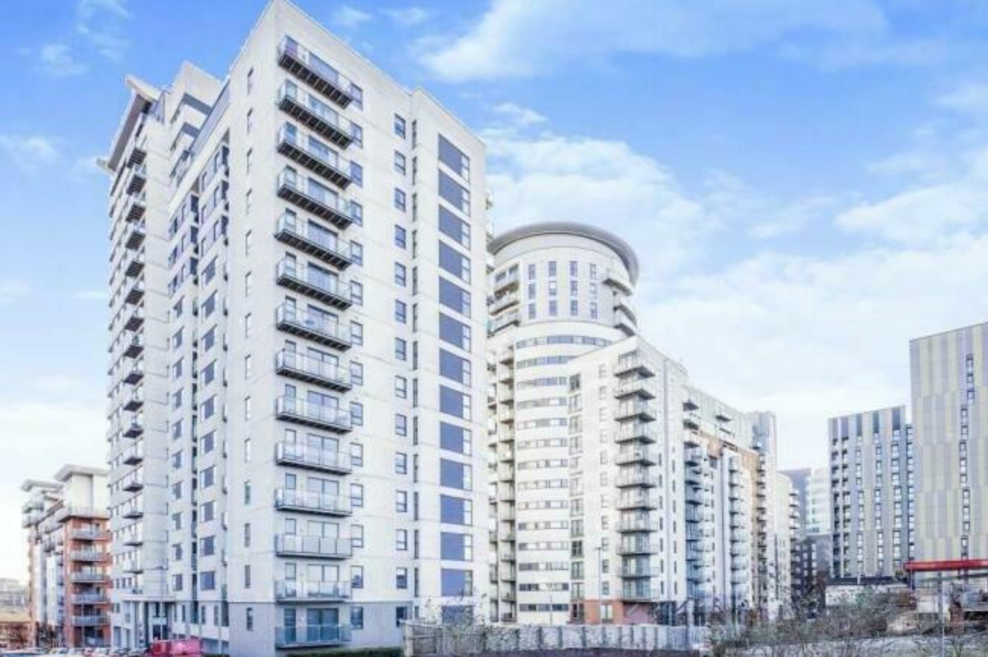 2 Bed Flat, Britton House, M4, N1 7GU