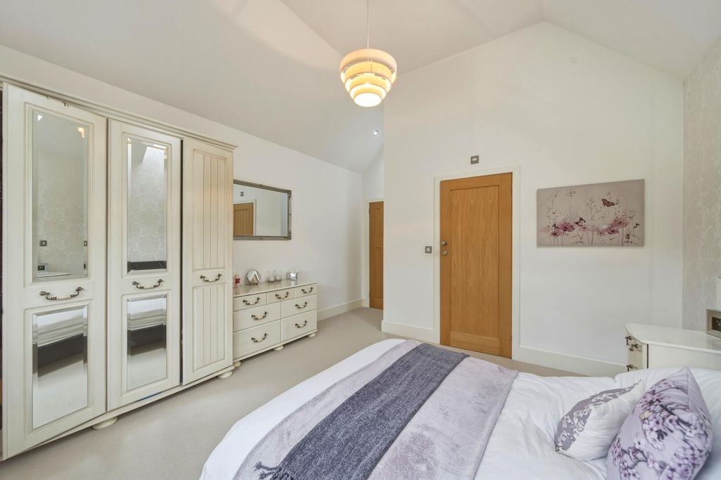 Additional image 37 of 7 bed detached house for saleDovedale Road, West Bridgford, Nottingham NG2
