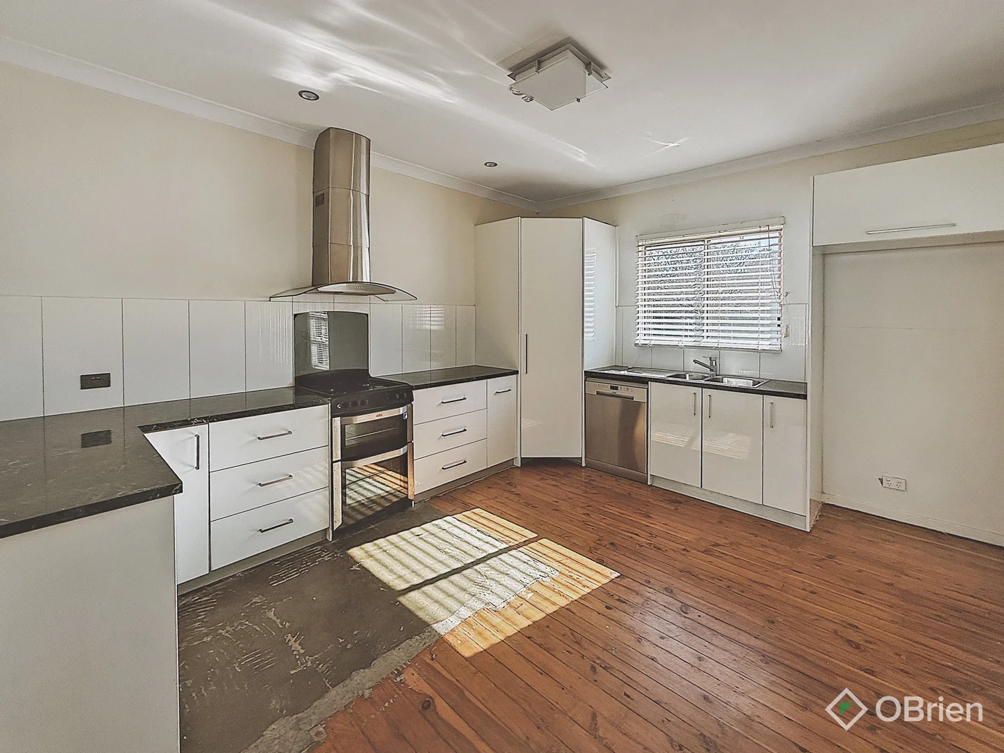Additional image 3 of 327 Curlew Crescent, North Albury NSW 2640