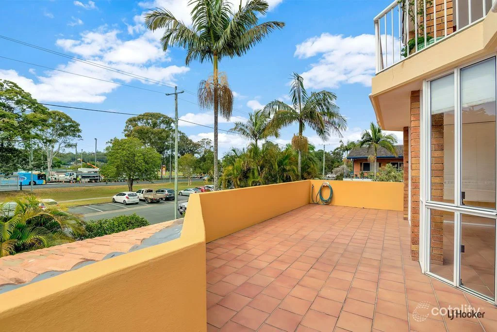 2/86 Sarawak Avenue, Palm Beach QLD 4221