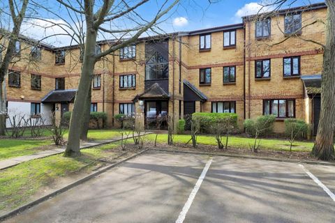 Frankswood Avenue, Yiewsley UB7