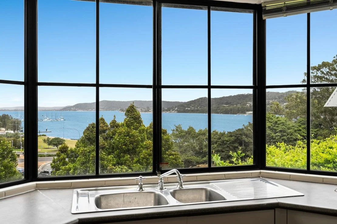 1/4 Broadview Avenue, Gosford NSW 2250