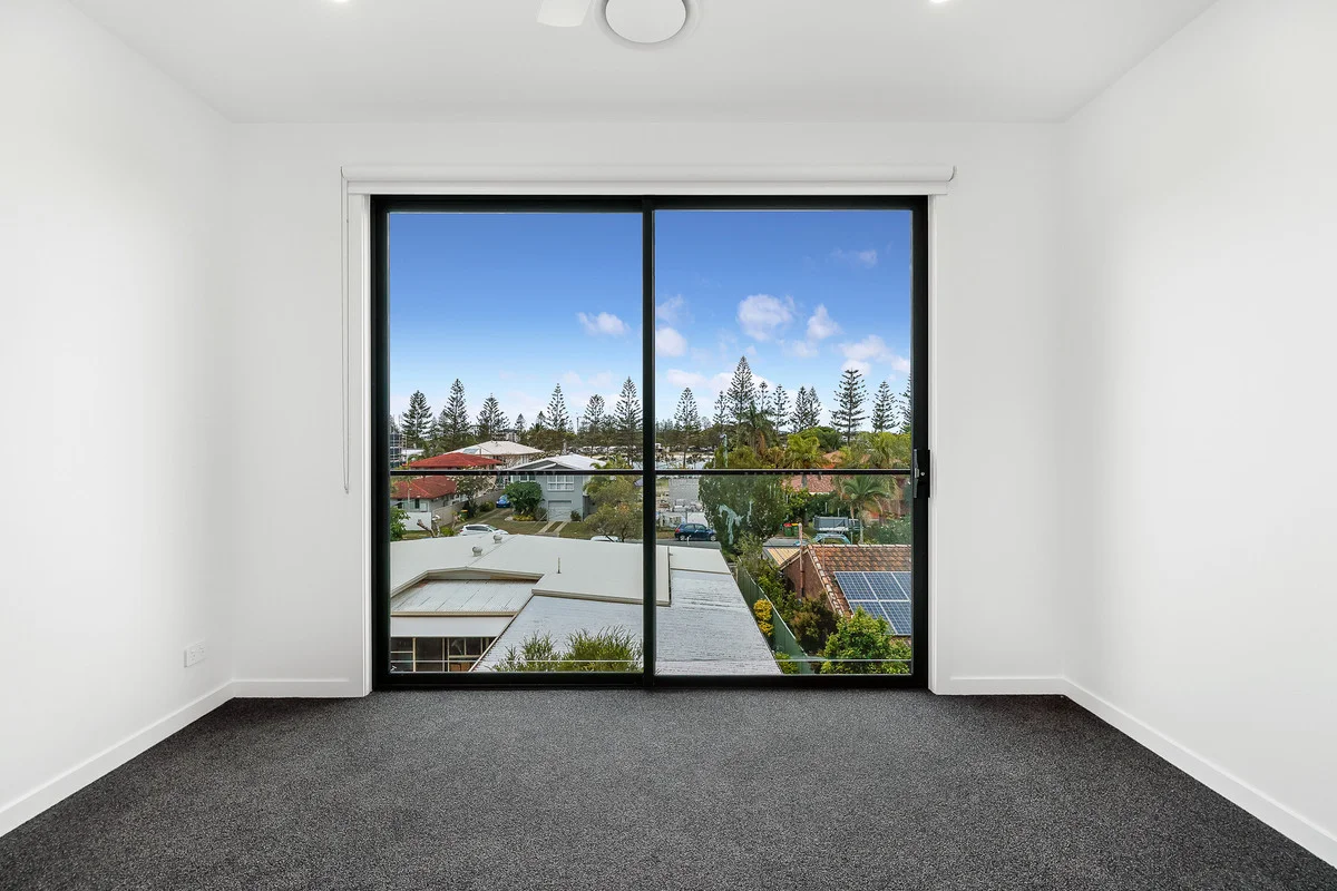 Additional image 4 of 5/6 Ikkina Road, Burleigh Heads QLD 4220