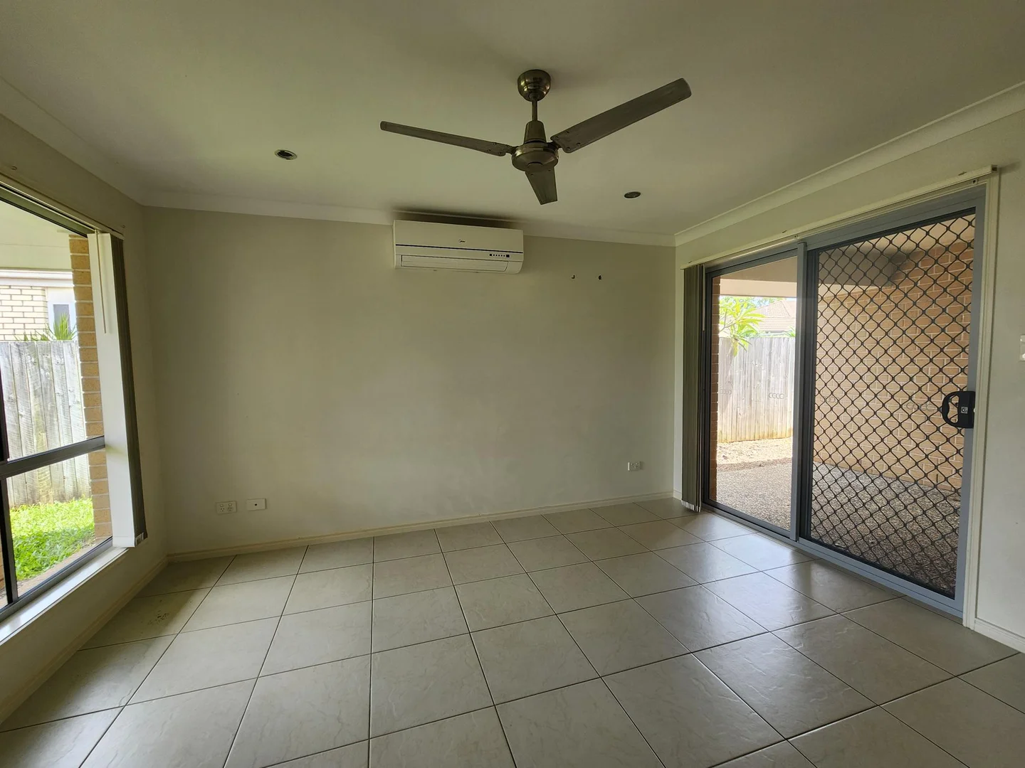 2/61 Reibelt Drive, Caboolture QLD 4510 photo 2