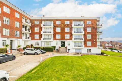 Dollis Hill Lane, Dollis Hill NW2