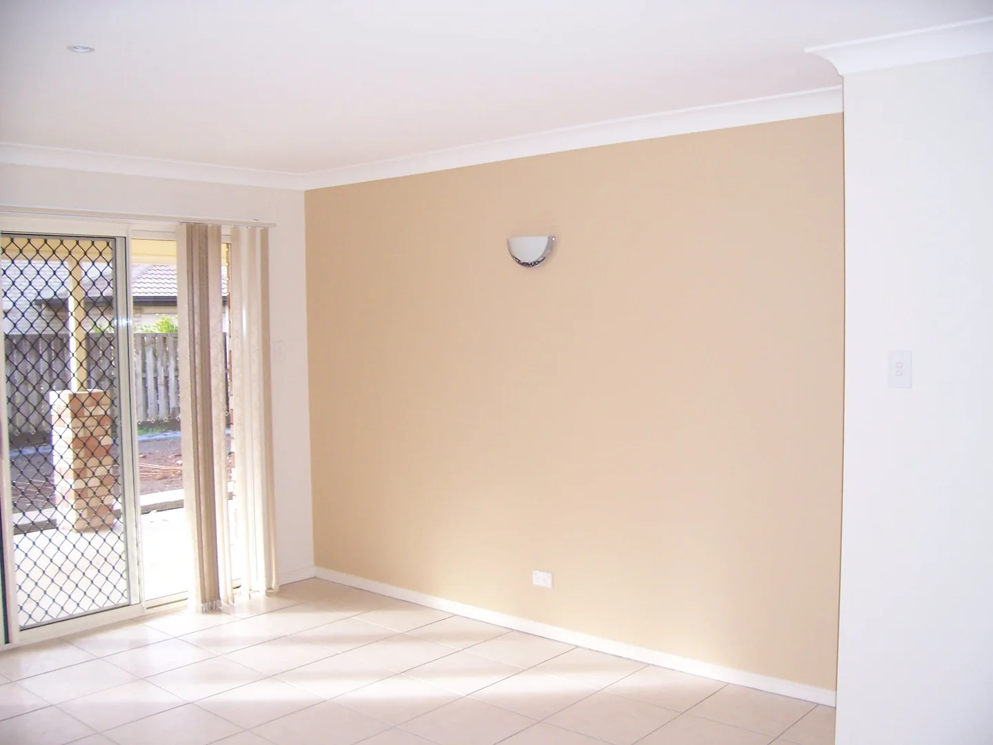2 Ghostgum Close, Taigum QLD 4018 photo 5