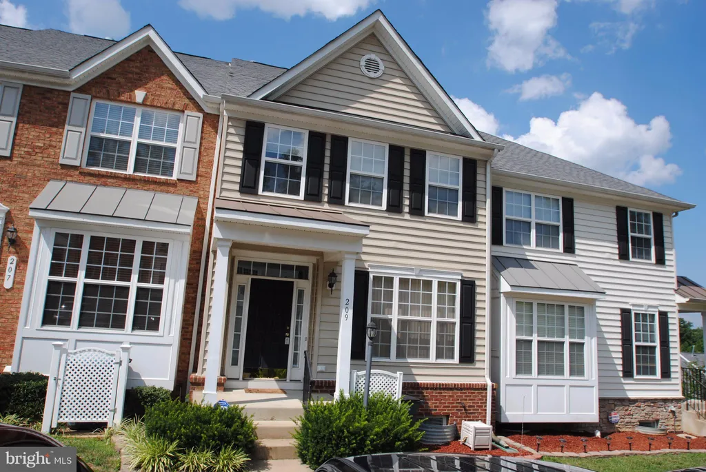 209 Breakers Edge Court, Stafford, VA 22554