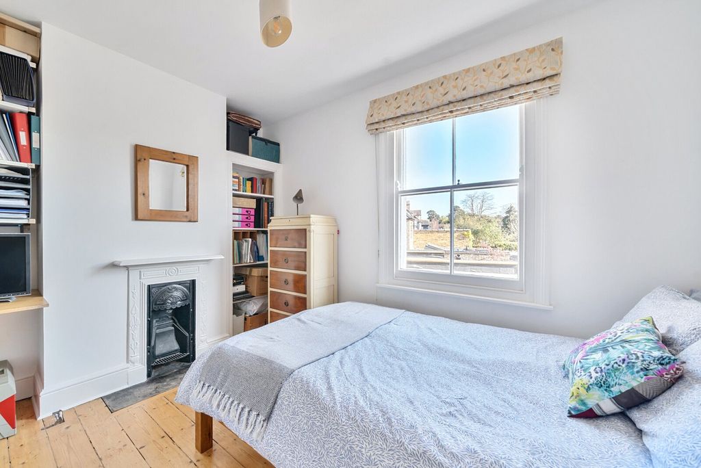 Additional image 7 of 5 bed detached house for saleSt. Marys Road, Weybridge KT13