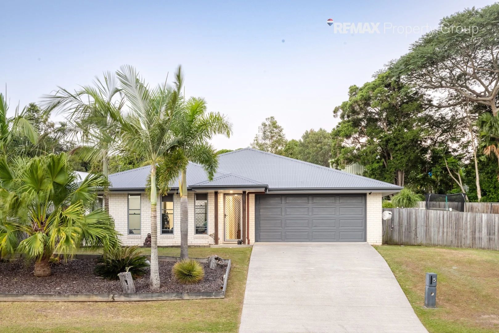 5 Trafalgar Court, Southside QLD 4570