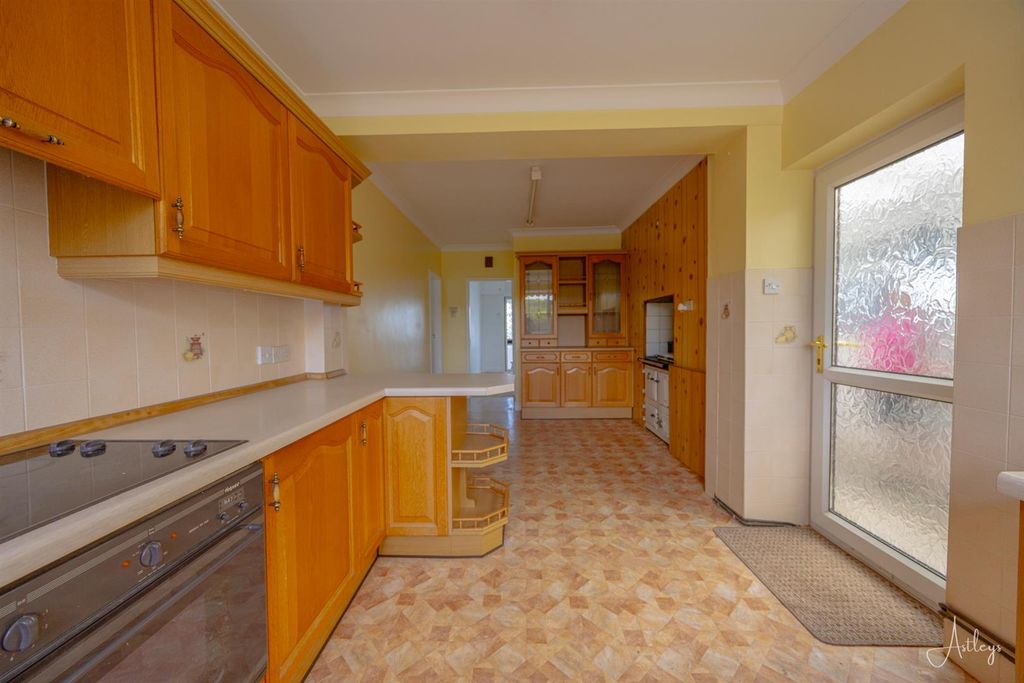 Additional image 11 of 3 bed semi-detached house for saleReigit Lane, Murton, Swansea SA3
