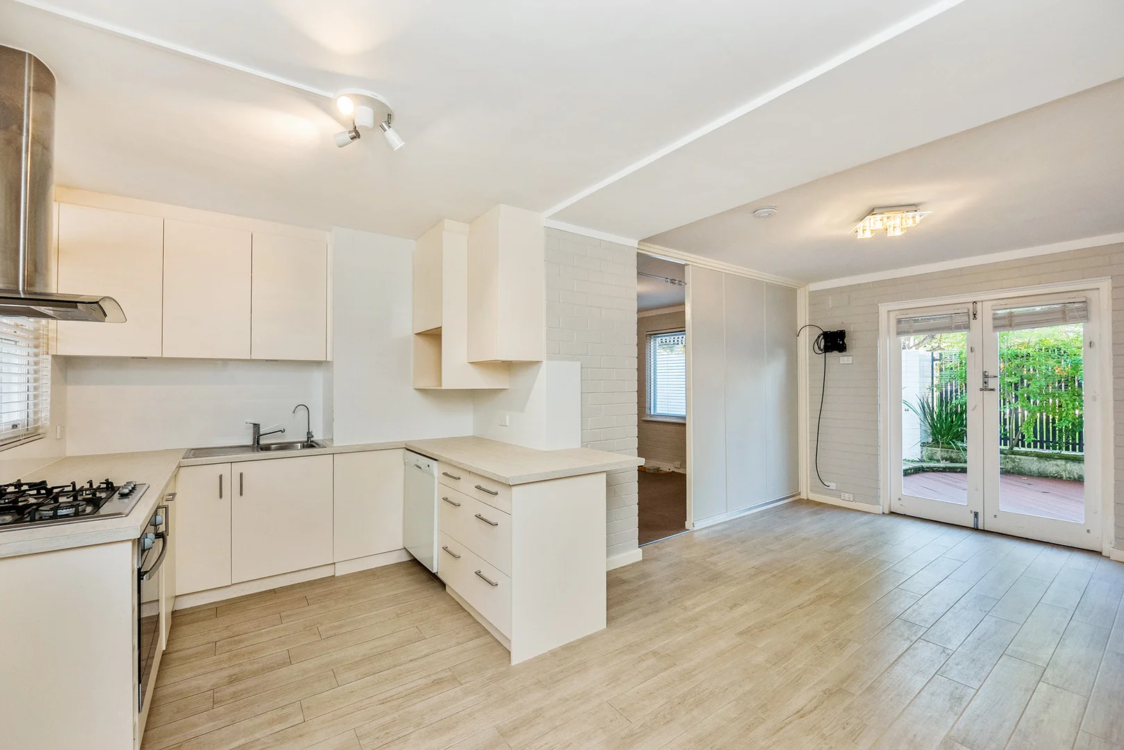 Additional image 4 of 6/17-23 The Avenue, Crawley WA 6009
