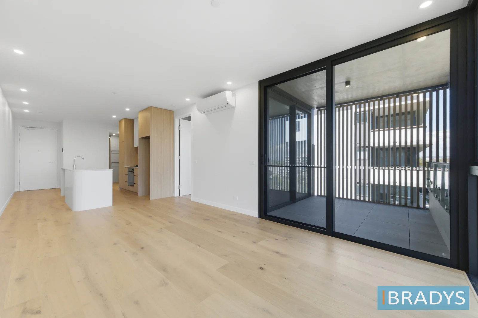 603/302 Northbourne Avenue, Dickson ACT 2602 photo 5