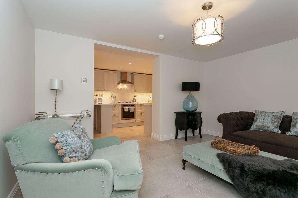 Additional image 11 of 2 bed flat for saleHarlow Moor Drive, Harrogate HG2