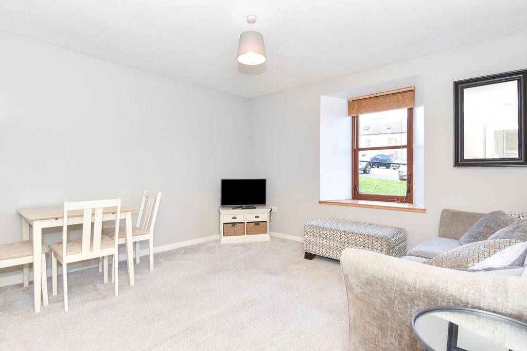 Additional image 3 of 1 bed flat for saleChromate Lane, Lerwick, Shetland ZE1