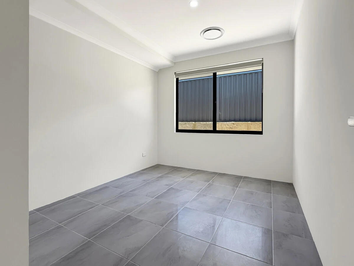 Additional image 5 of 2 Kembla Way, Lakelands WA 6180