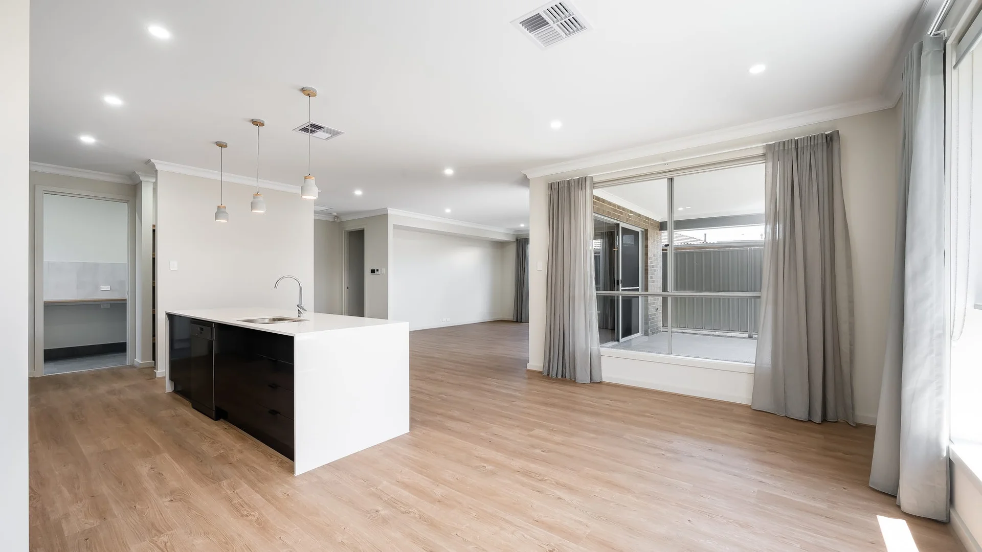 Additional image 5 of 3B Mcneilly Crescent, Seaton SA 5023
