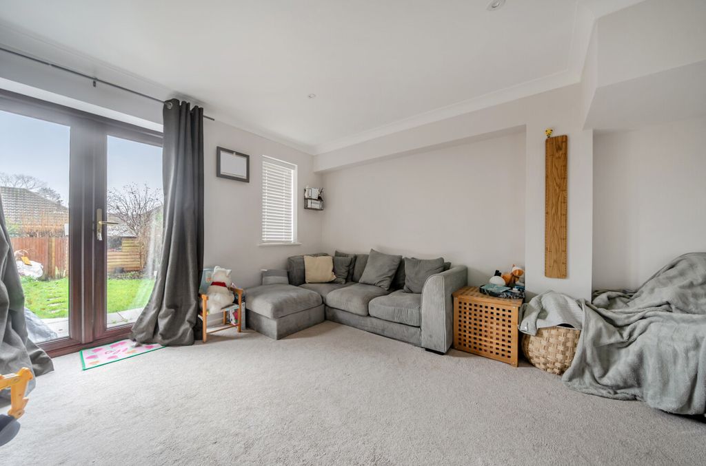 Additional image 2 of 2 bed terraced house for saleHaslemere, Surrey GU27