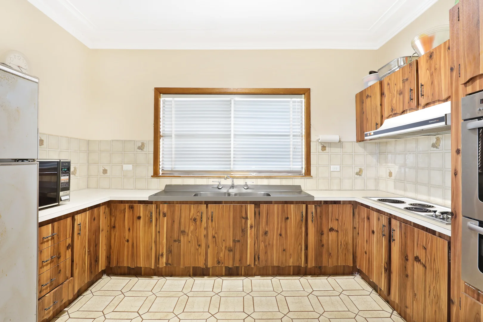 Additional image 3 of 18 Shellharbour Road, Warrawong NSW 2502