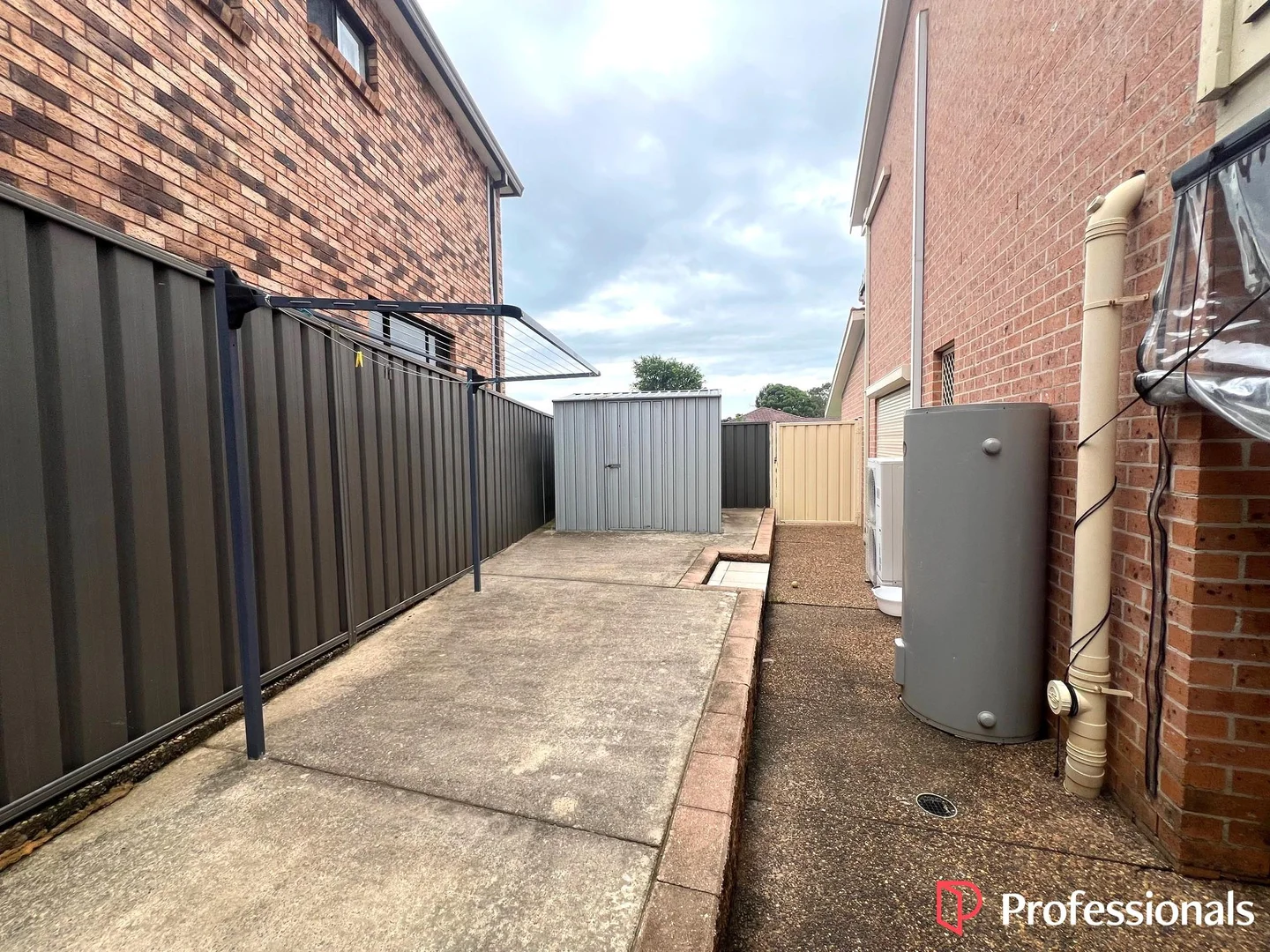 Additional image 16 of 25 Phar Lap Close, Casula NSW 2170