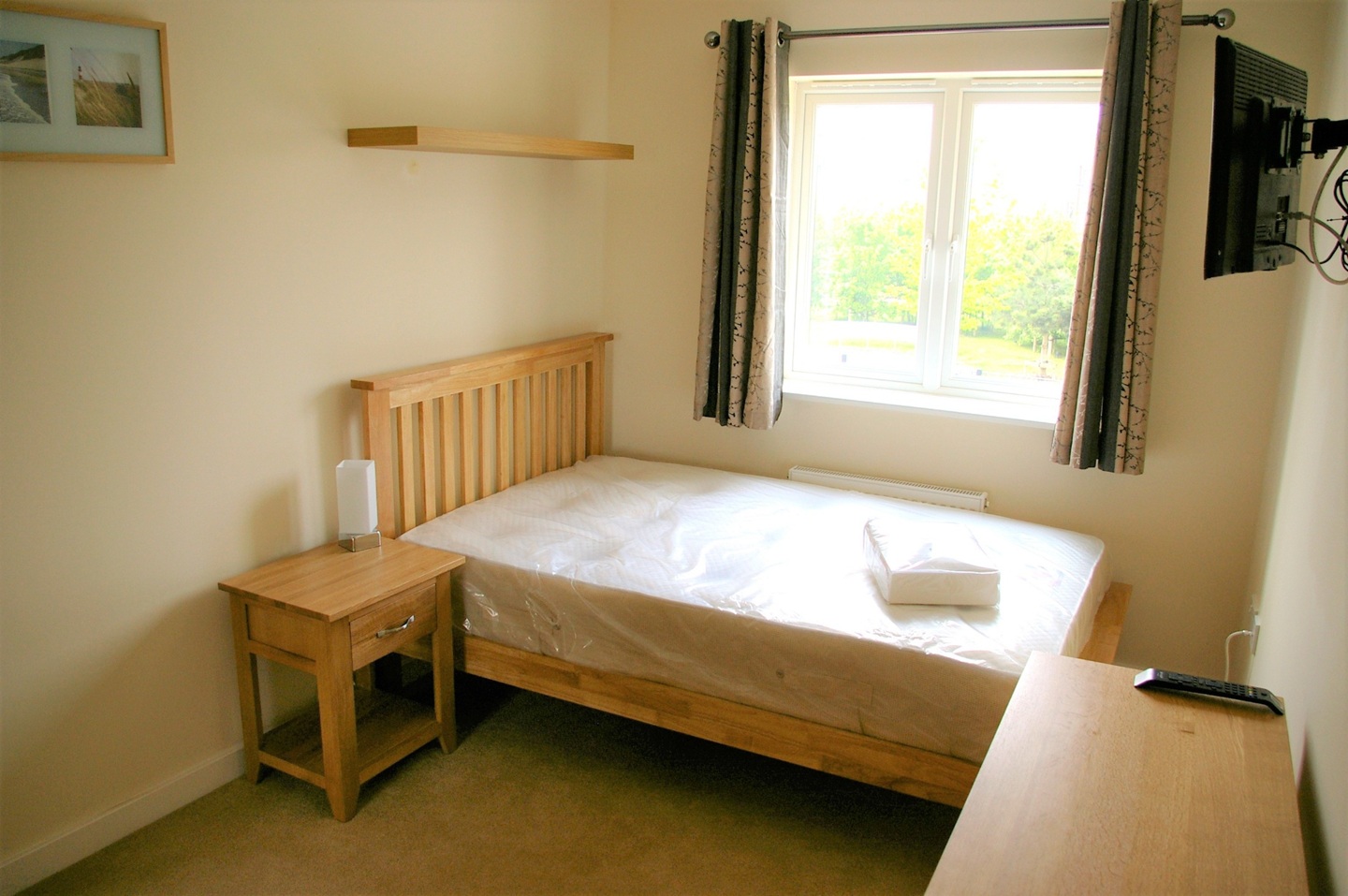 Room in a Shared House, Circus Drive, CB4, N1 7GU