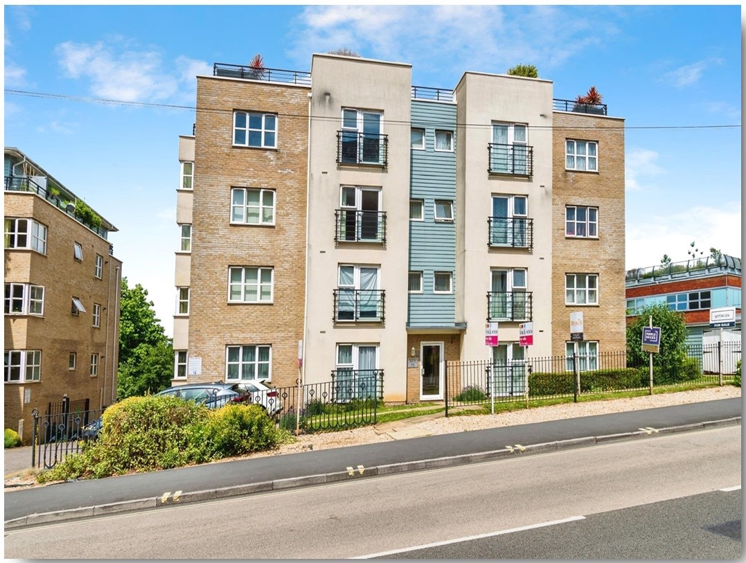 2 Bed Flat, Hollybrook Lodge, SO16, N1 7GU
