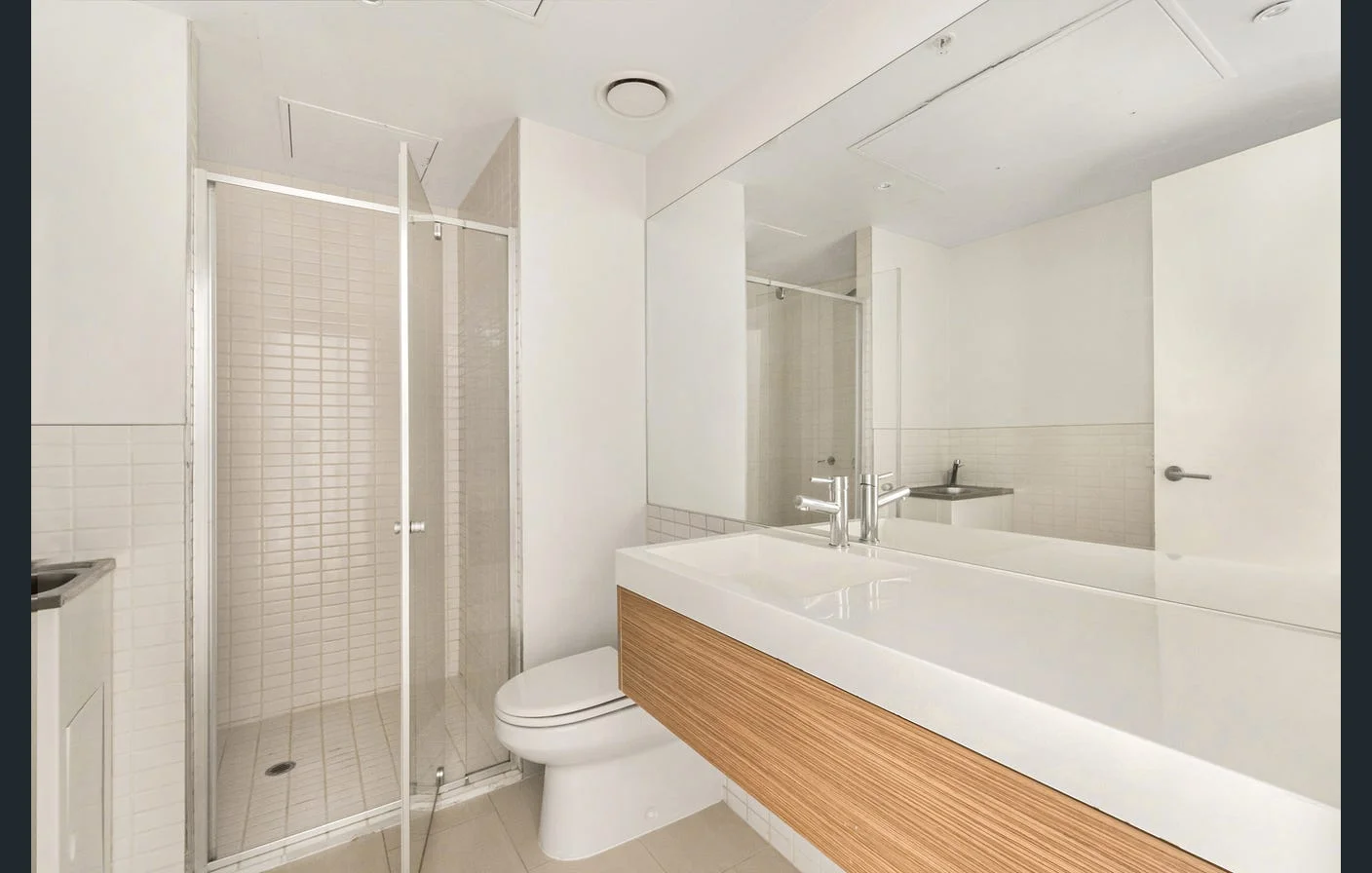 Additional image 5 of 1105/555 Flinders Street, Melbourne VIC 3000