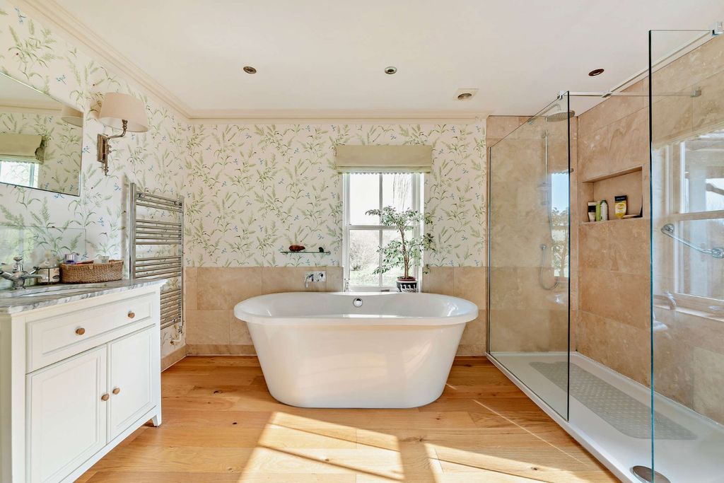 Additional image 13 of 6 bed detached house for saleWestbrook, Newbury, Berkshire RG20