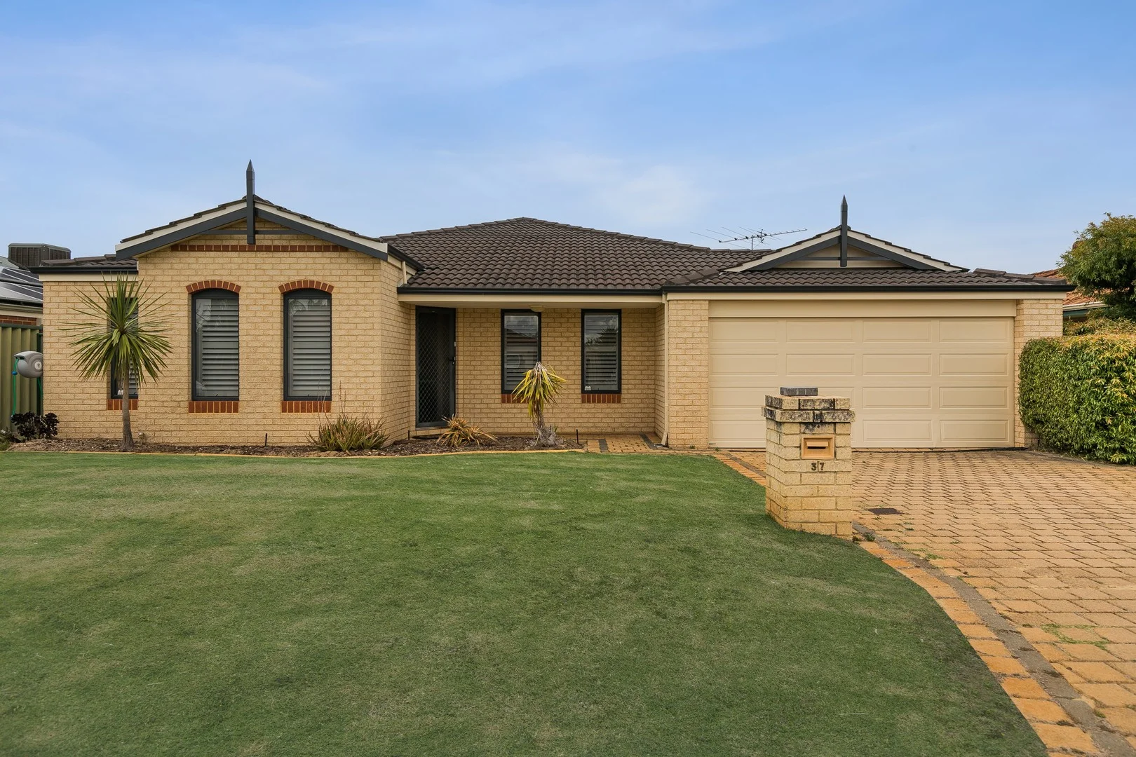37 Ellington Terrace, Port Kennedy WA 6172