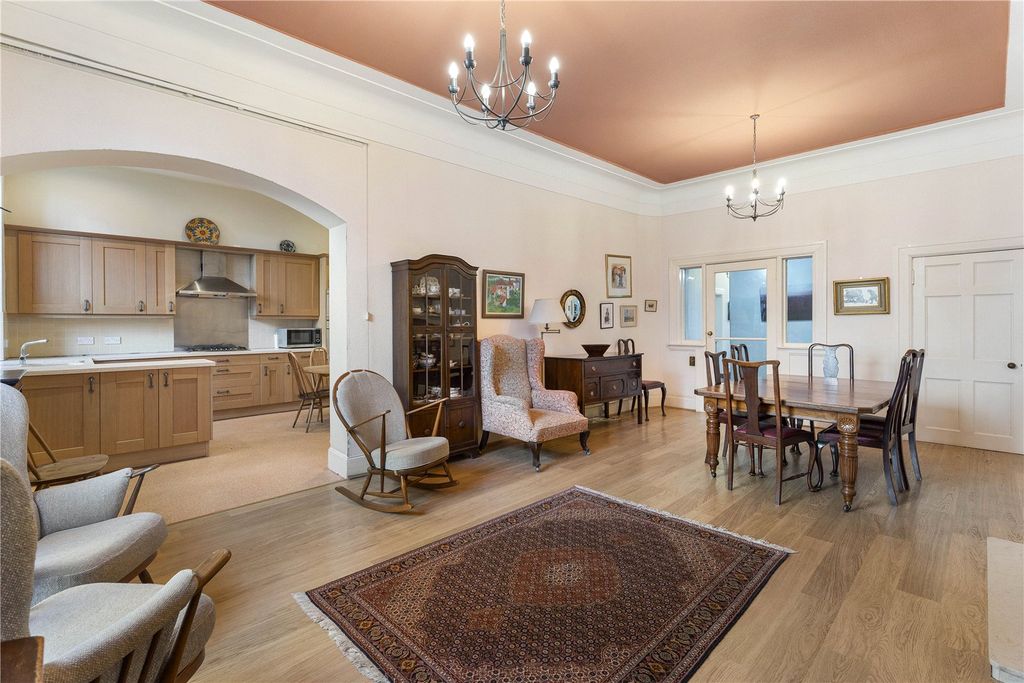 Additional image 6 of 4 bed flat for saleClarendon Crescent, West End, Edinburgh EH4