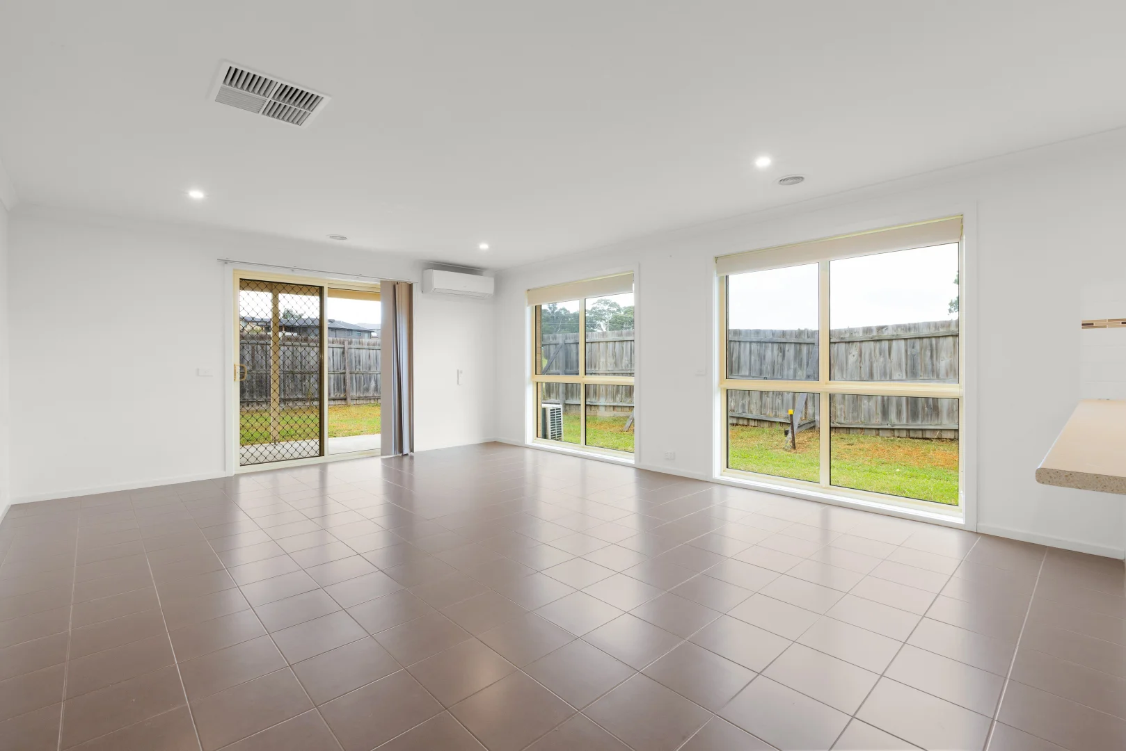 Additional image 2 of 15 Dina Retreat, Carrum Downs VIC 3201