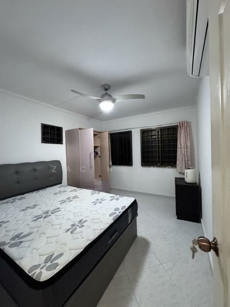 962 Hougang Avenue 9 photo 5