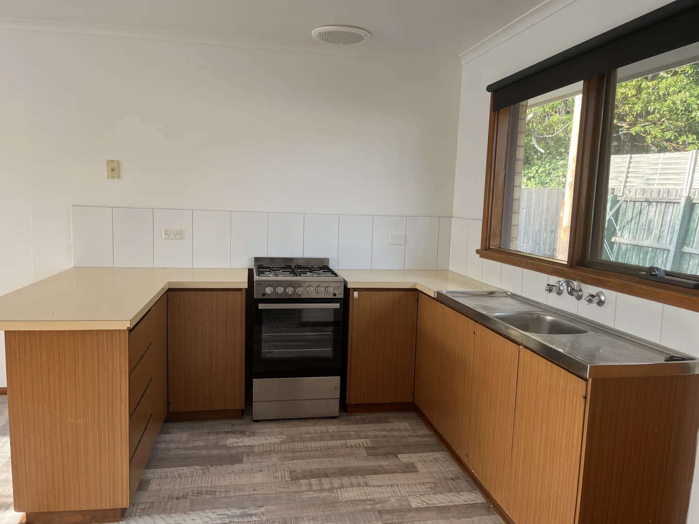 Additional image 5 of 4/2 Atami Crescent, Corio VIC 3214