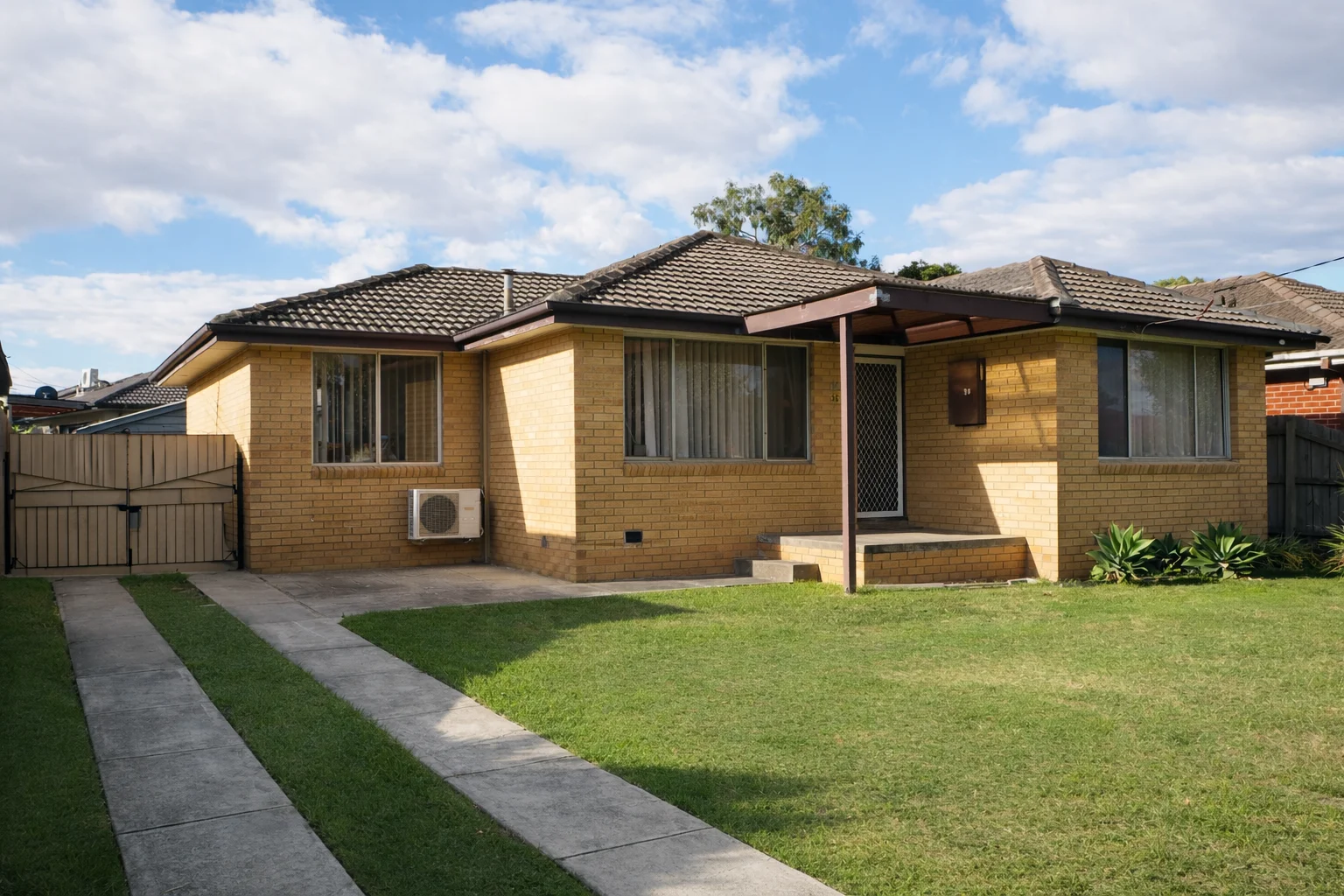 30 Valentine Avenue, Thomastown VIC 3074