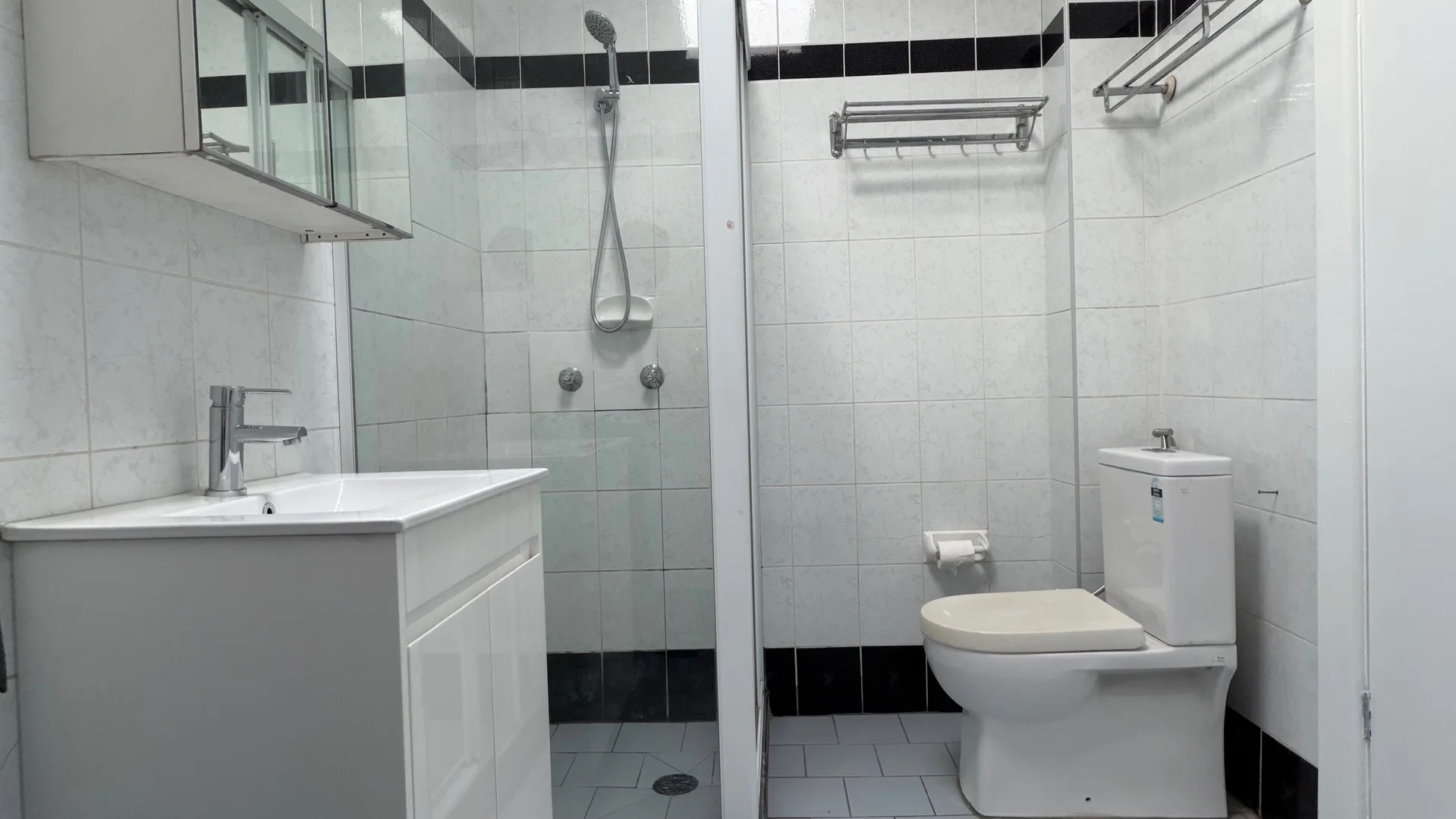 Additional image 5 of 1/424 Burwood Rd, Belmore NSW 2192