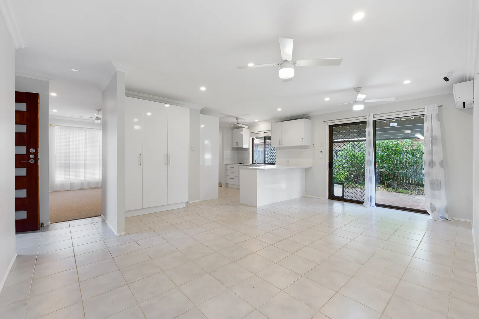 Additional image 2 of 20 Poinciana Avenue, Victoria Point QLD 4165
