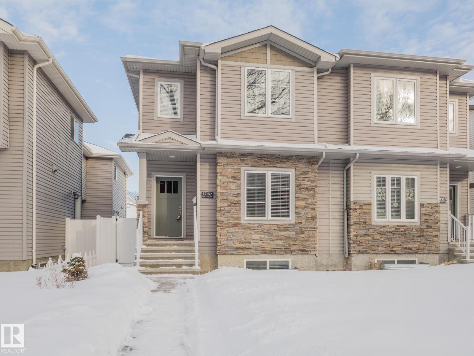 12137 103 ST NW