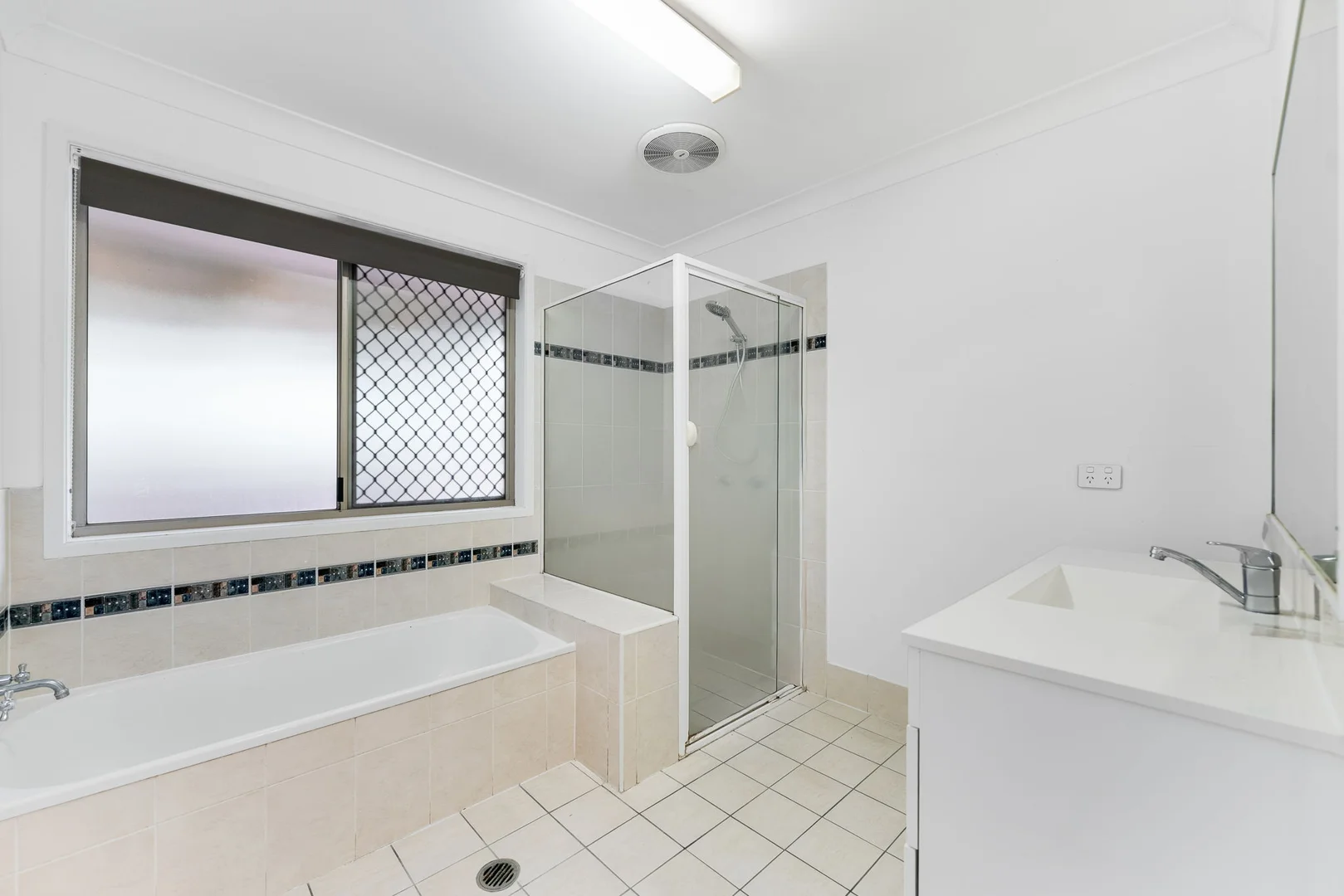 Additional image 9 of 29 Thoms Crescent, Mount Warren Park QLD 4207
