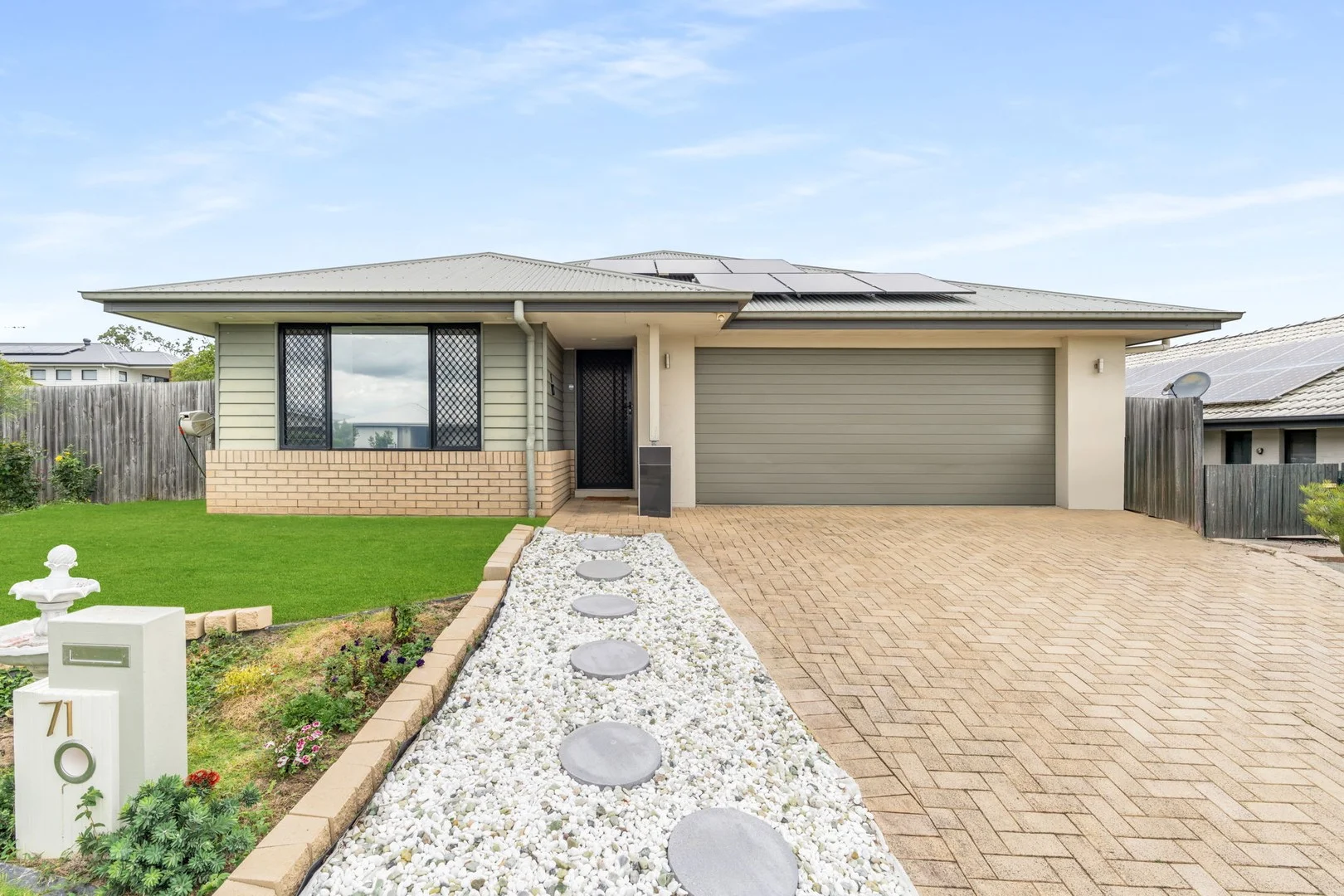 71 Columbia Drive, Bellbird Park QLD 4300