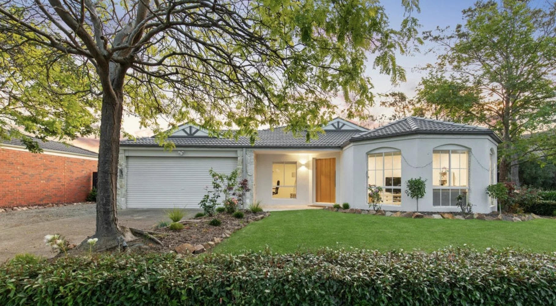 10 Manor House Dr, Mornington VIC 3931