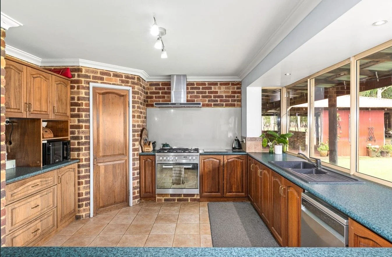 Additional image 2 of Oakford WA 6121