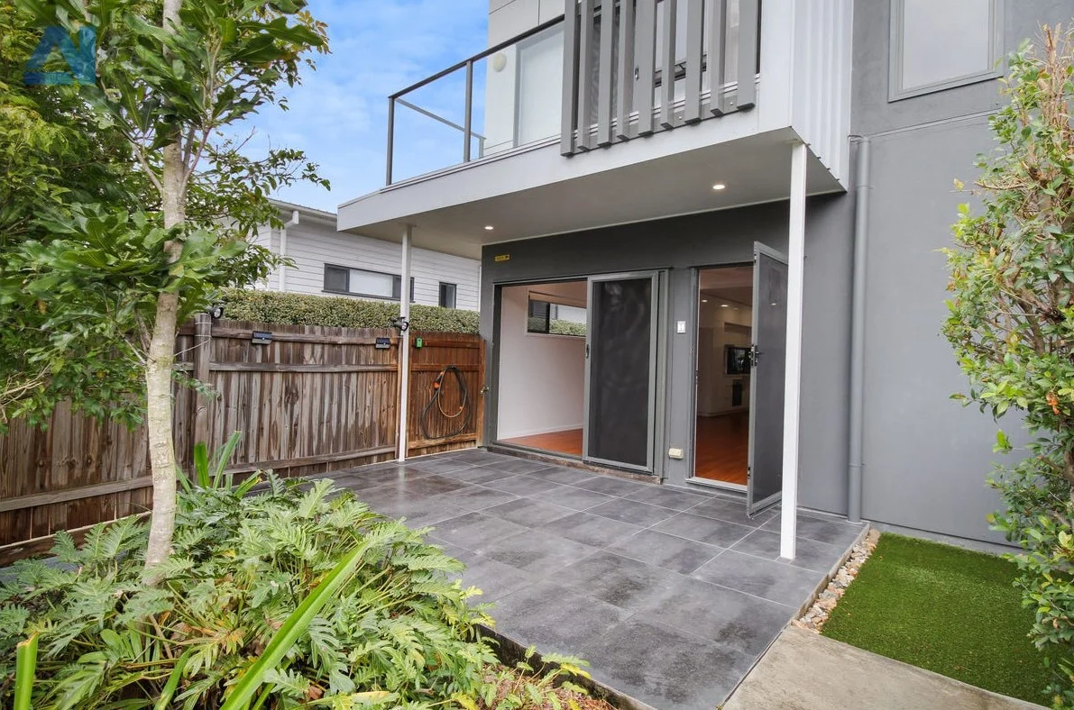 Additional image 10 of 1/27 Herbertson Road, Carina Heights QLD 4152