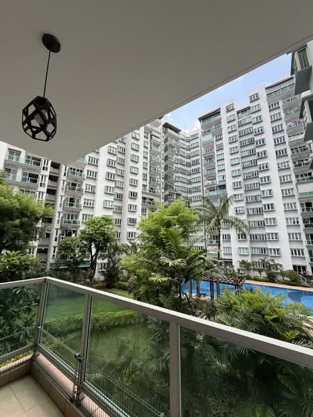 The Warren // Beautifully well kept unit photo 4